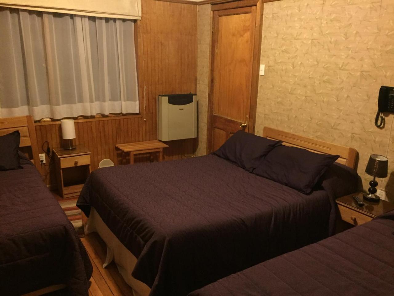 Hostal Chalet Las Violetas ปุนตาอาเรนาส ภายนอก รูปภาพ