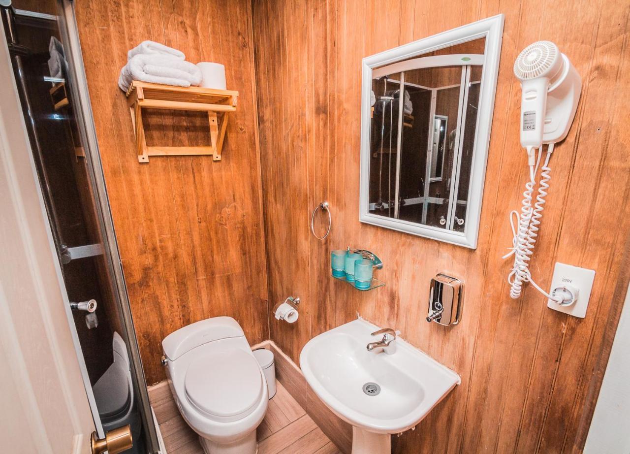 Hostal Chalet Las Violetas ปุนตาอาเรนาส ภายนอก รูปภาพ